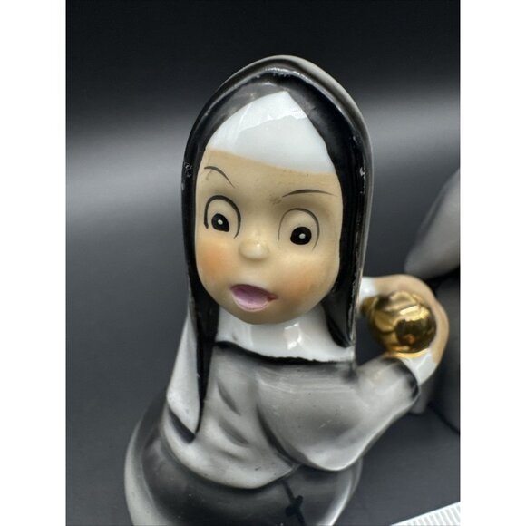 Vintage Signed Geo Z Lefton Baseball Nuns K1428 Ceramic Japan 1950s Figurine Set - Picture 6 of 14